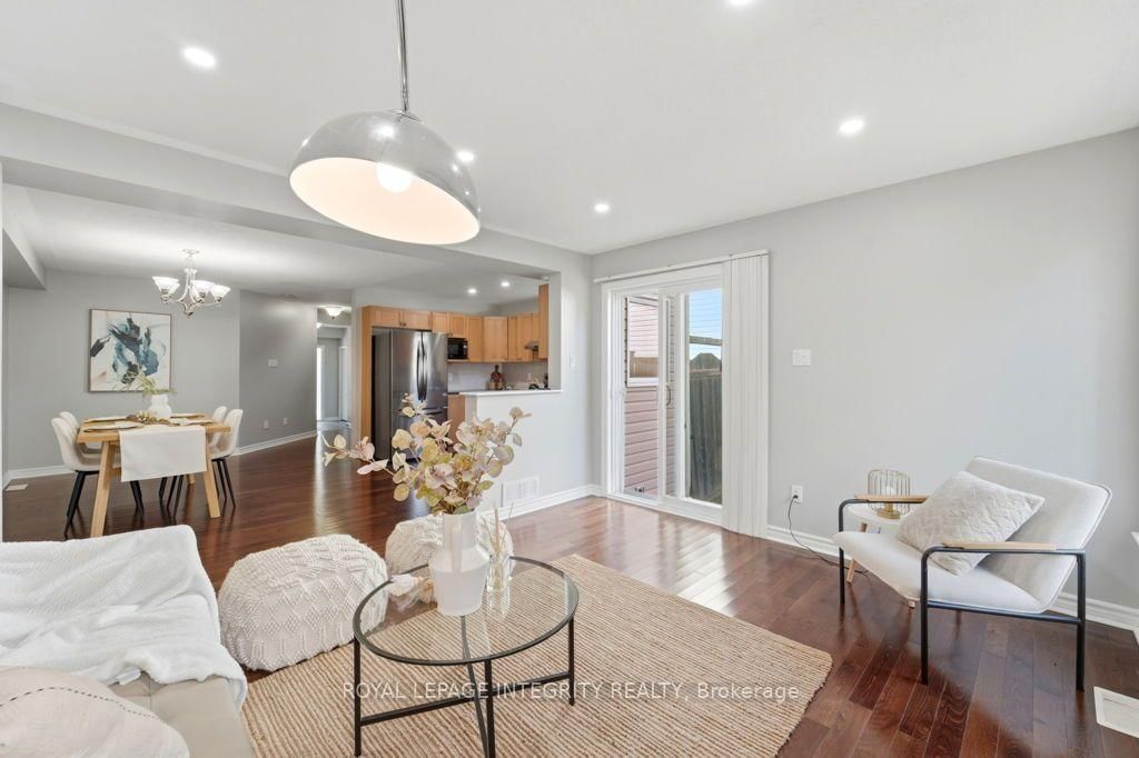 209 Tewsley Drive • Ottawa, ON photo 10