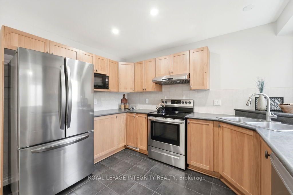 209 Tewsley Drive • Ottawa, ON photo 12