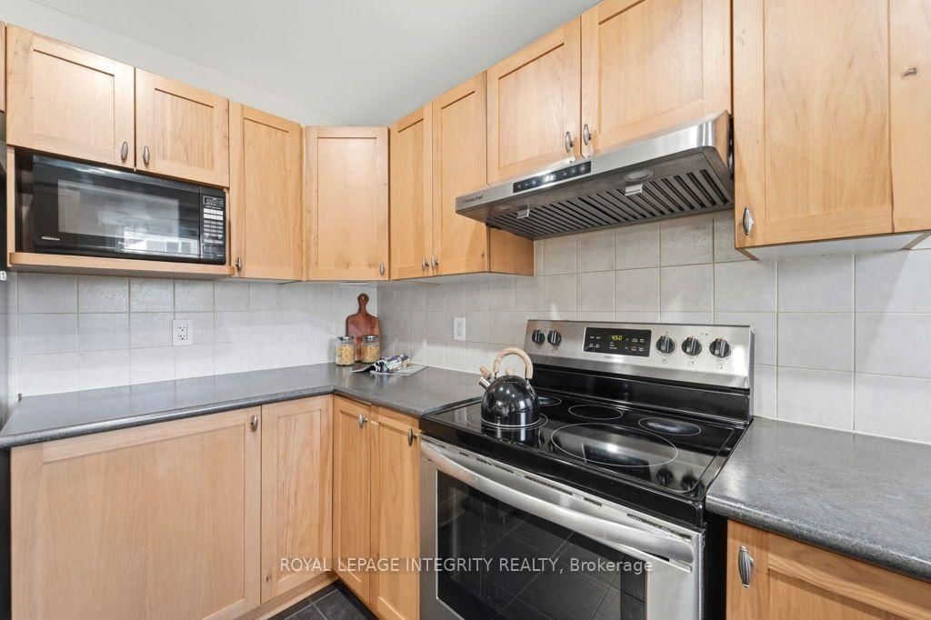 209 Tewsley Drive • Ottawa, ON photo 13