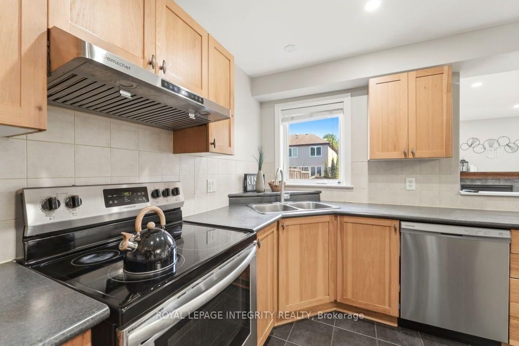 209 Tewsley Drive • Ottawa, ON photo 14