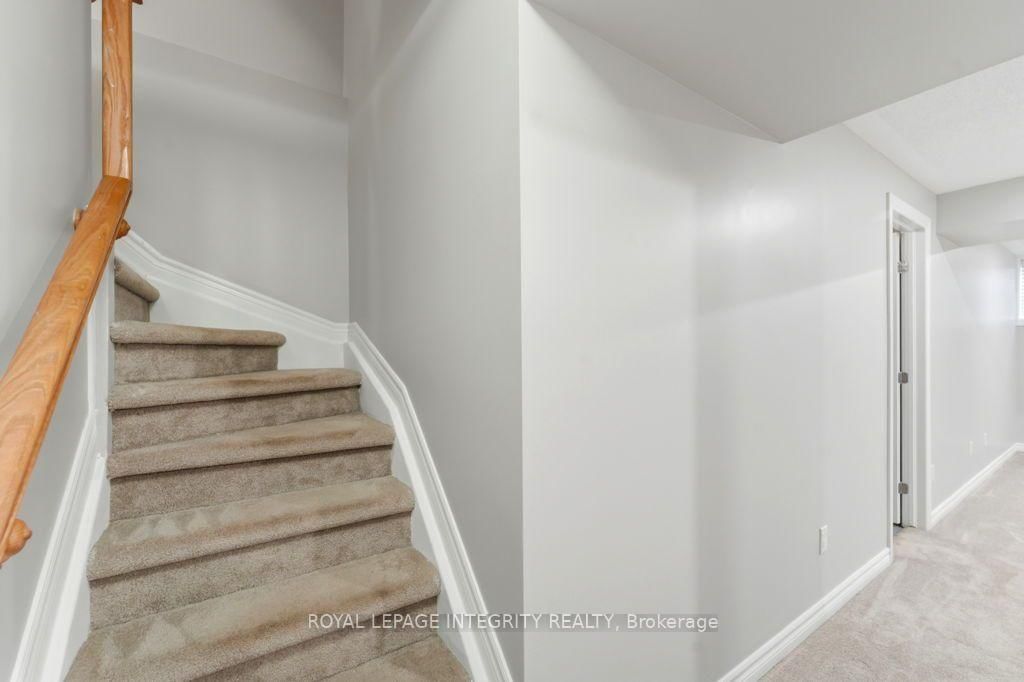 209 Tewsley Drive • Ottawa, ON photo 33