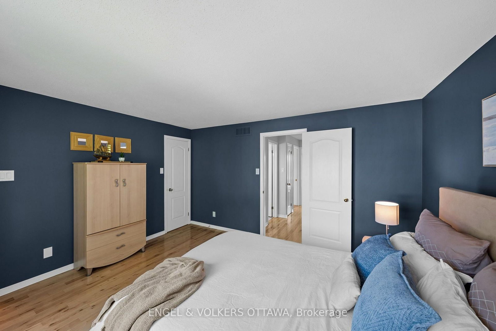 1831 Summerfields Crescent • Ottawa, ON photo 31