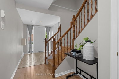 1831 Summerfields Crescent • Ottawa, ON photo 6