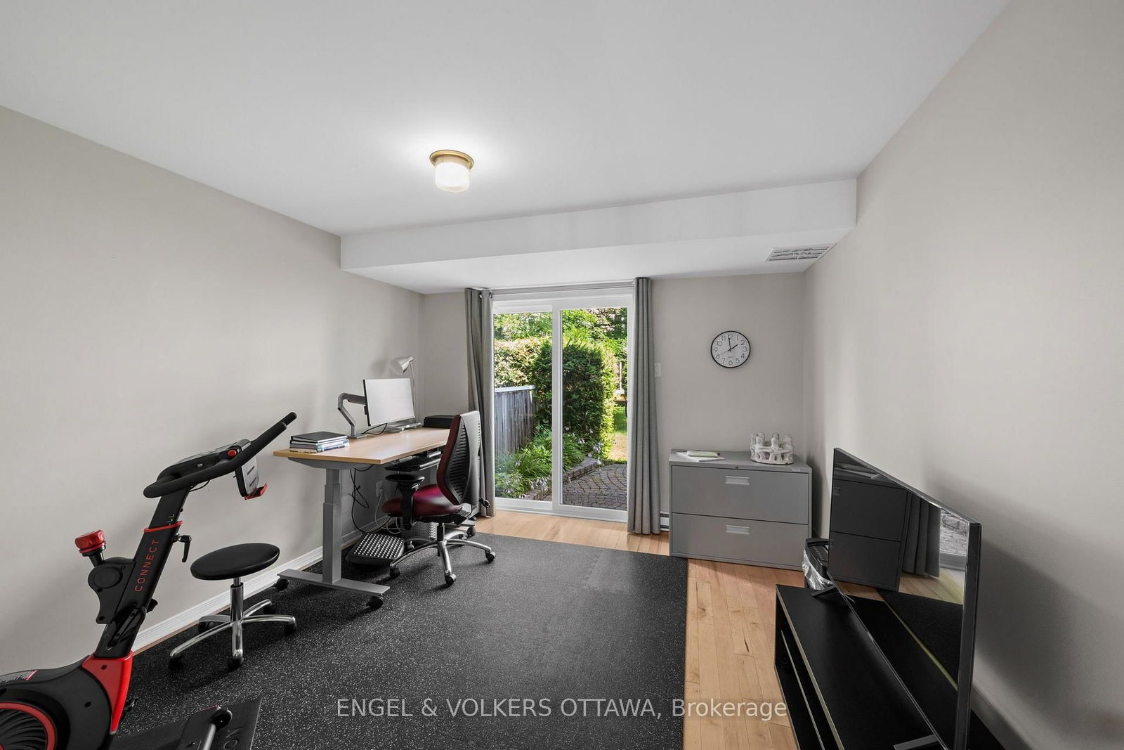 1831 Summerfields Crescent • Ottawa, ON photo 8