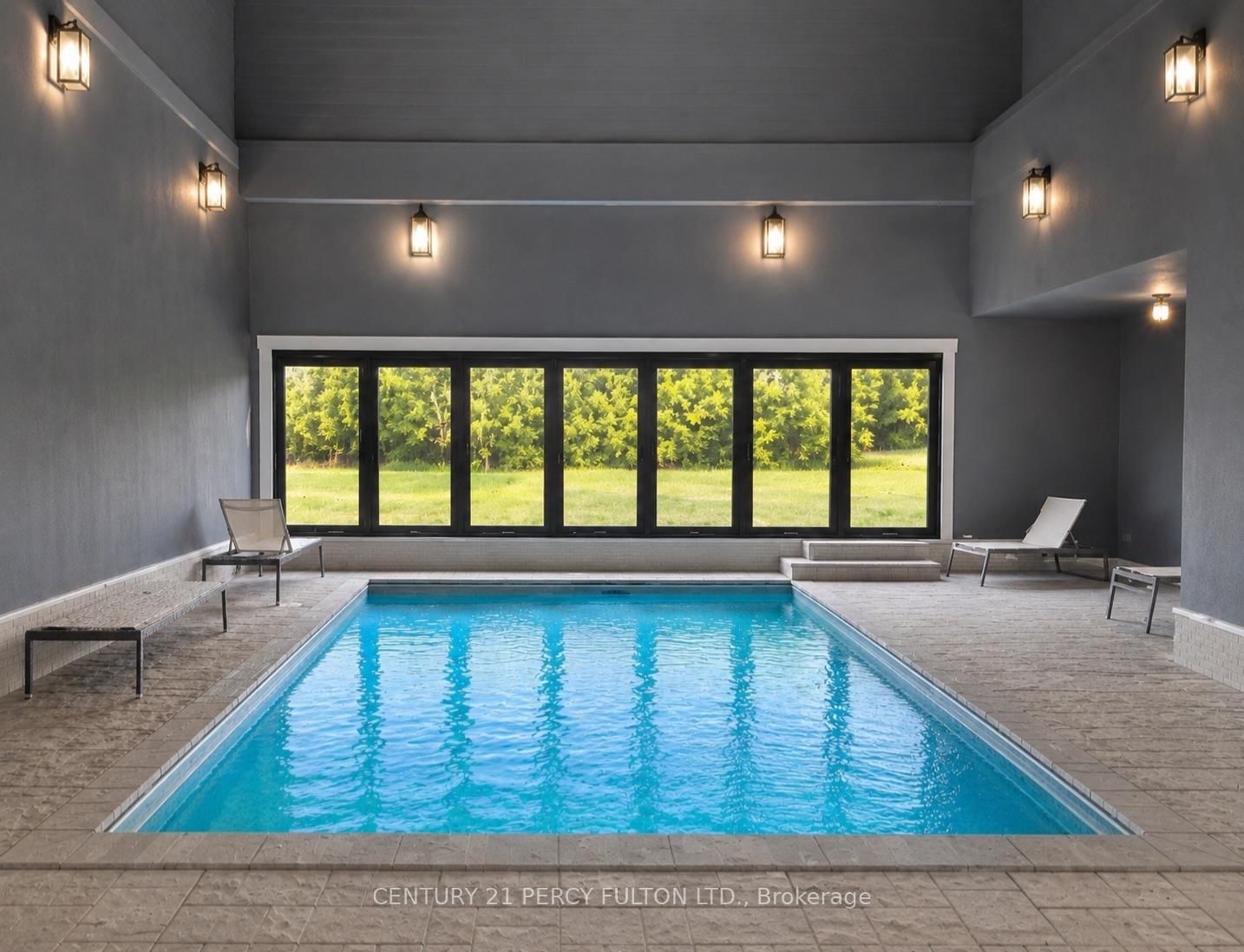 86 Woodland Drive Pine • Norfolk, ON photo 2