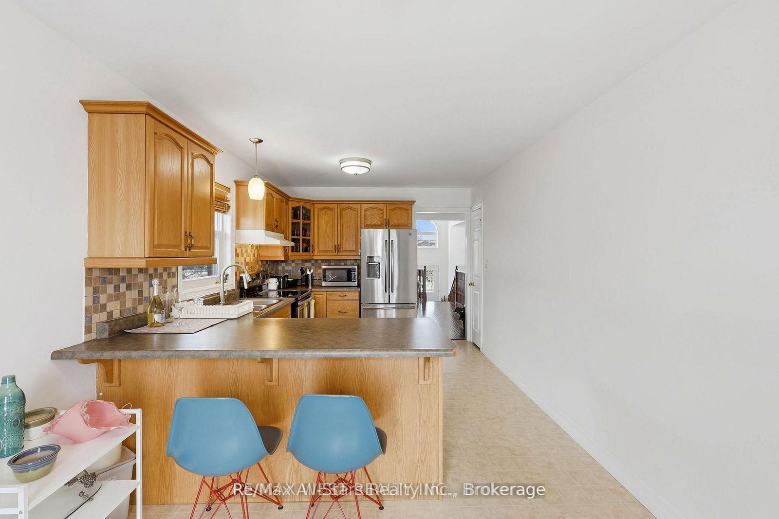 20 Eakins Crescent • Kawartha Lakes, ON photo 13