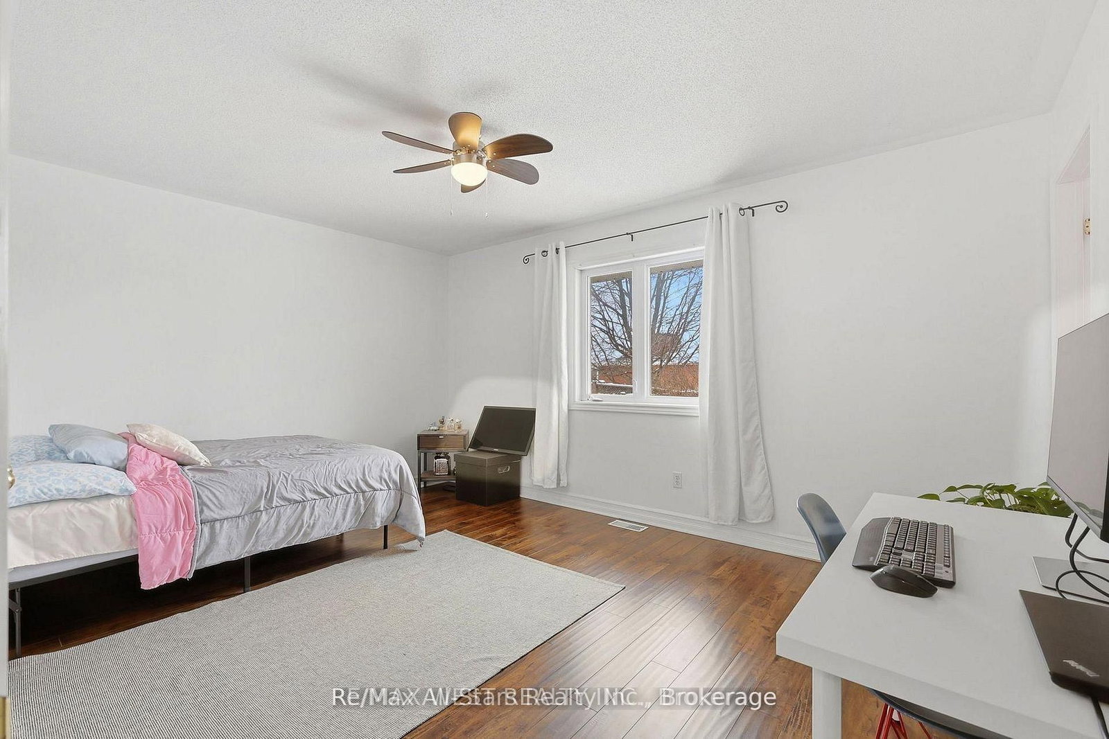 20 Eakins Crescent • Kawartha Lakes, ON photo 23