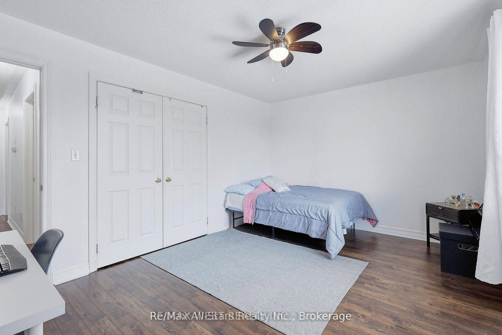 20 Eakins Crescent • Kawartha Lakes, ON photo 24