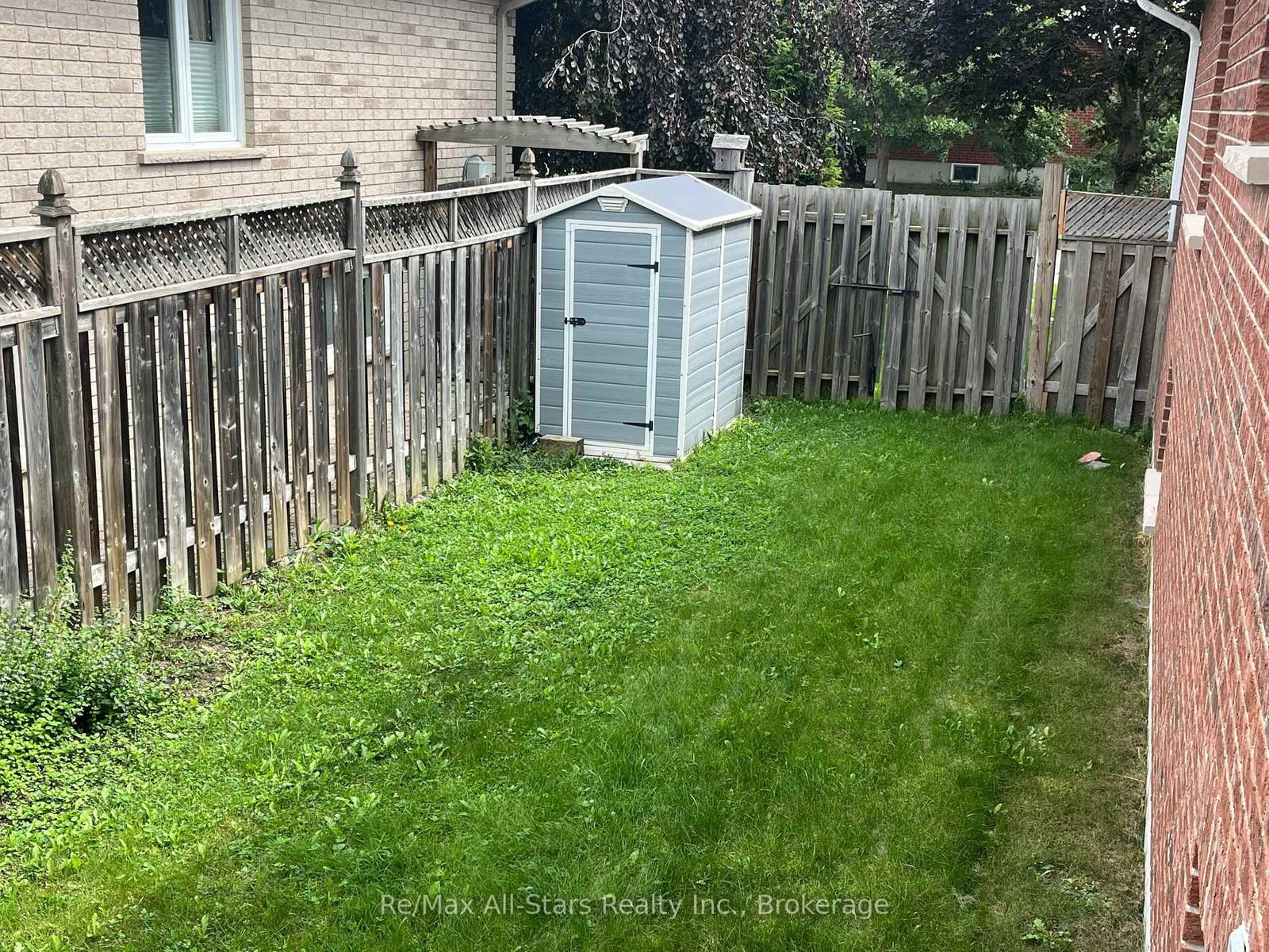 20 Eakins Crescent • Kawartha Lakes, ON photo 38