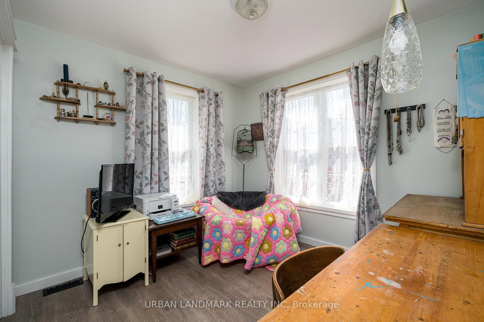 225 St Lawrence Street W • Madoc, ON photo 13