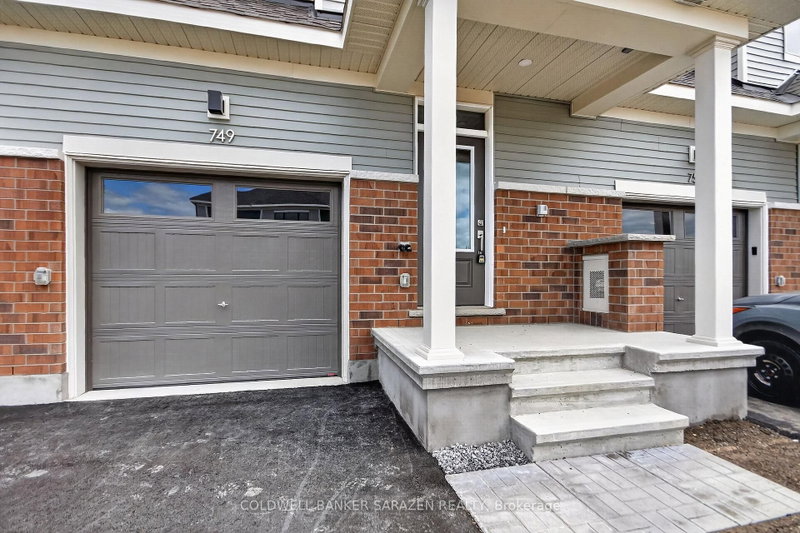 749 HAFLINGER Row