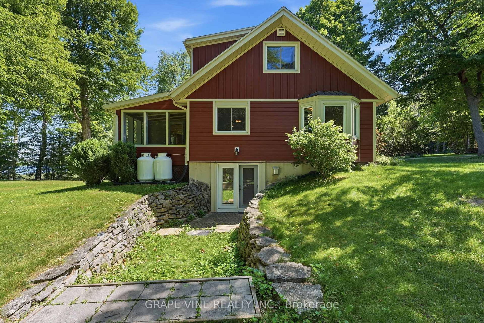 68 Goodman Crescent • Prince Edward County, ON photo 39