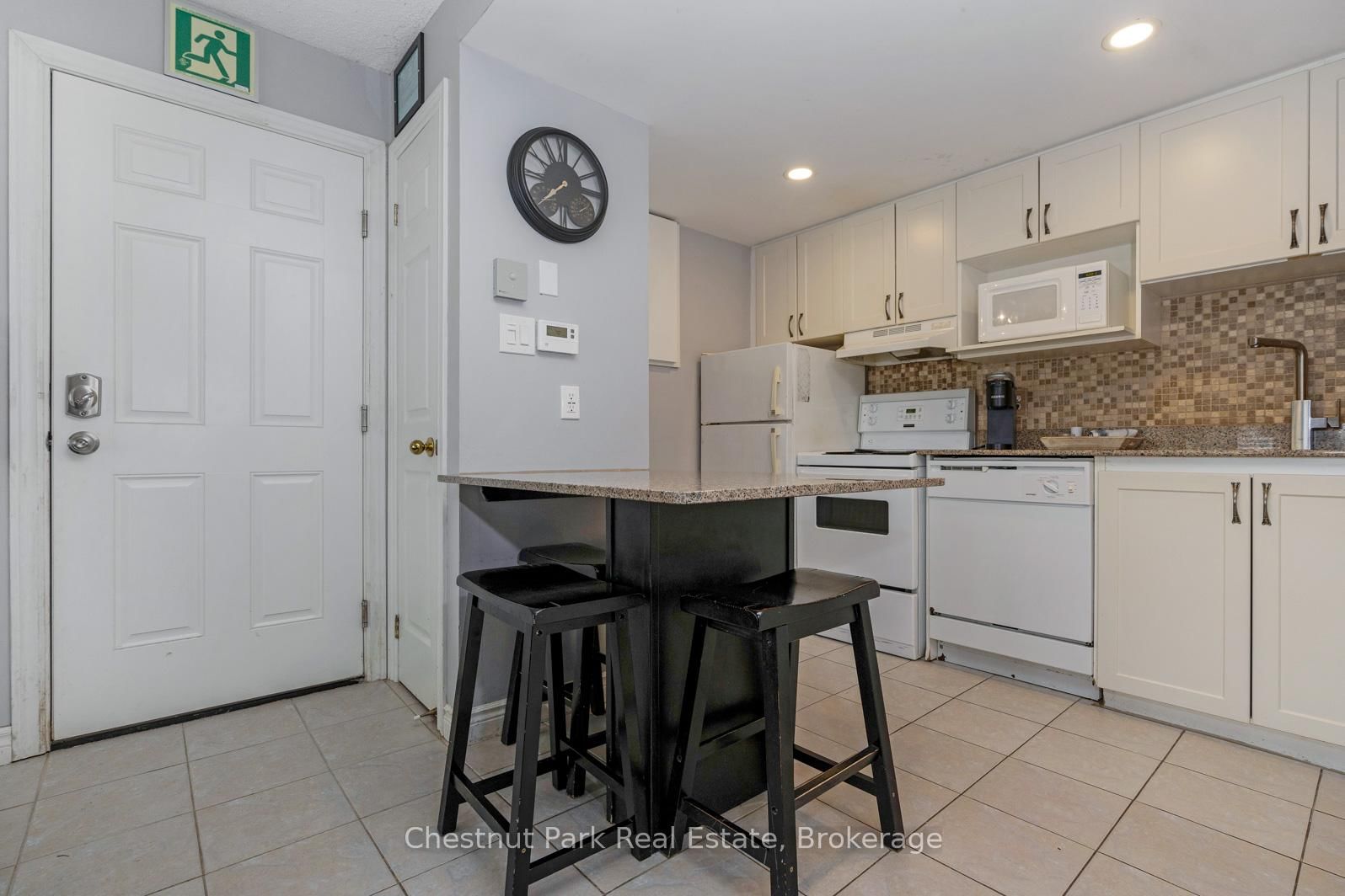 796468 Grey Road 19 • #406 • Blue Mountains, ON photo 8