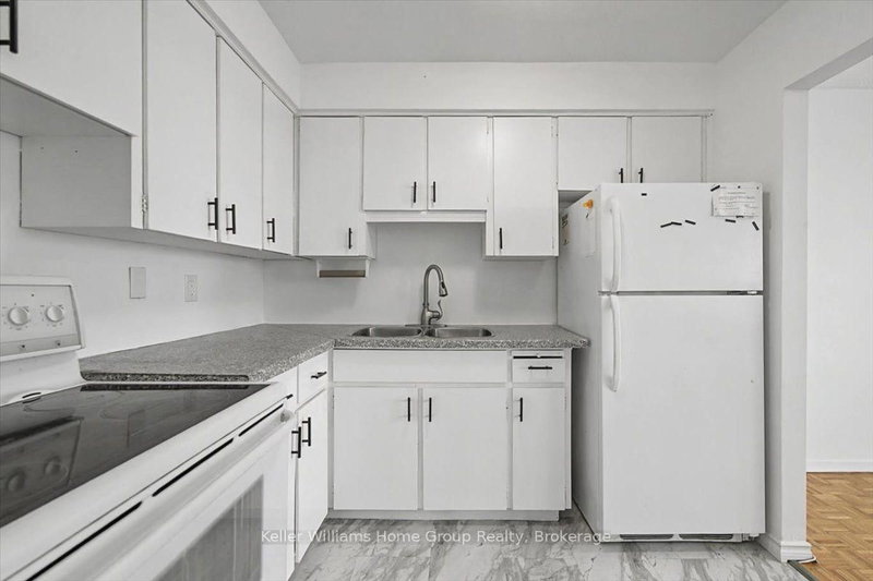 24 Midland Dr photo 5