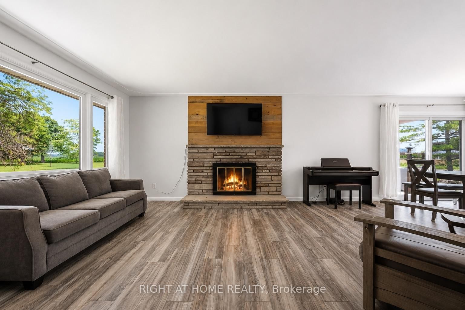 1933 Plank Rd Road • St. Clair, ON photo 10