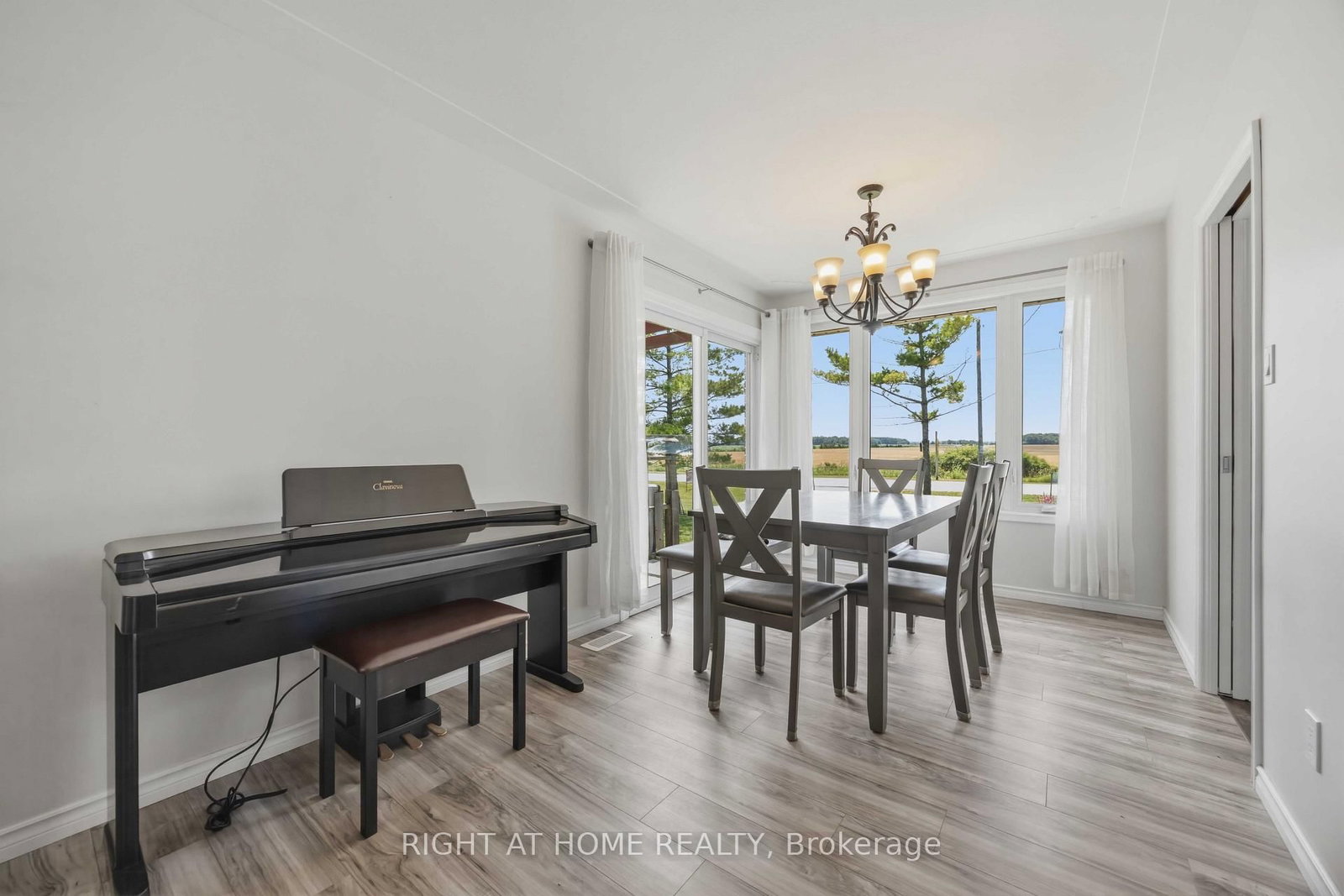 1933 Plank Rd Road • St. Clair, ON photo 11