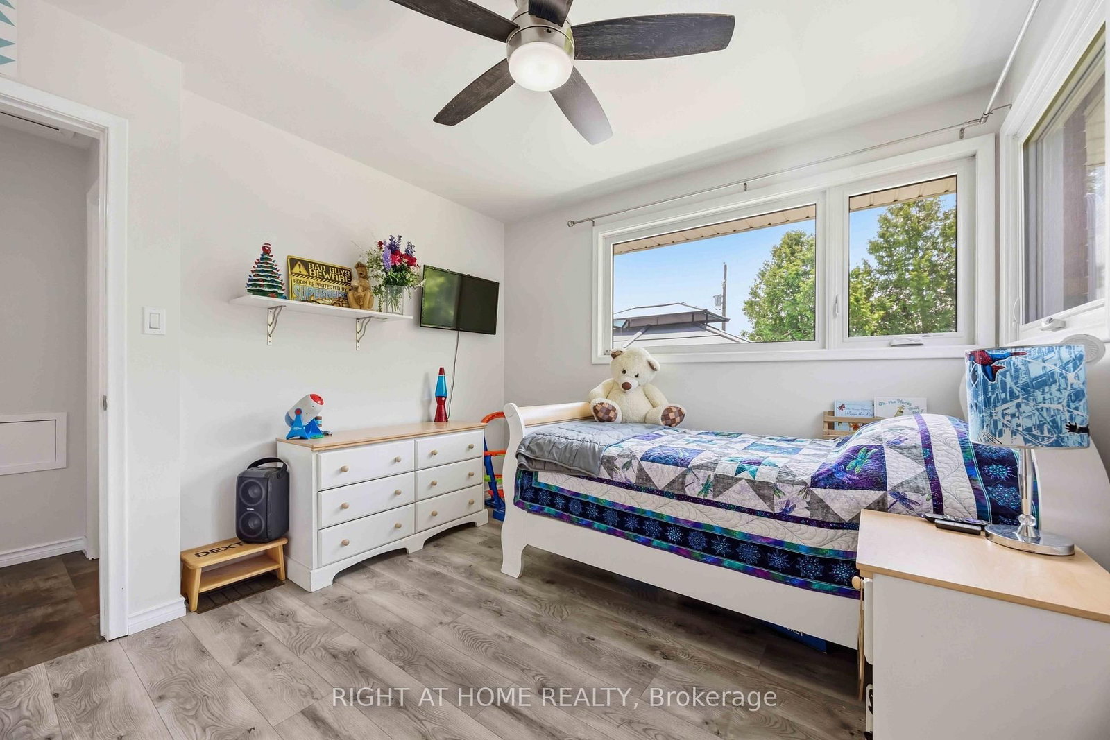 1933 Plank Rd Road • St. Clair, ON photo 20