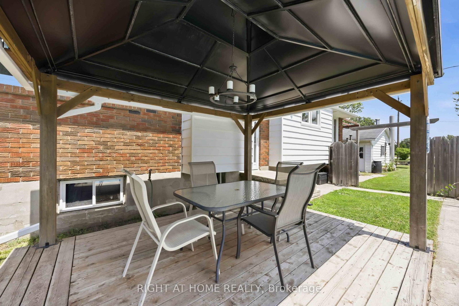 1933 Plank Rd Road • St. Clair, ON photo 33