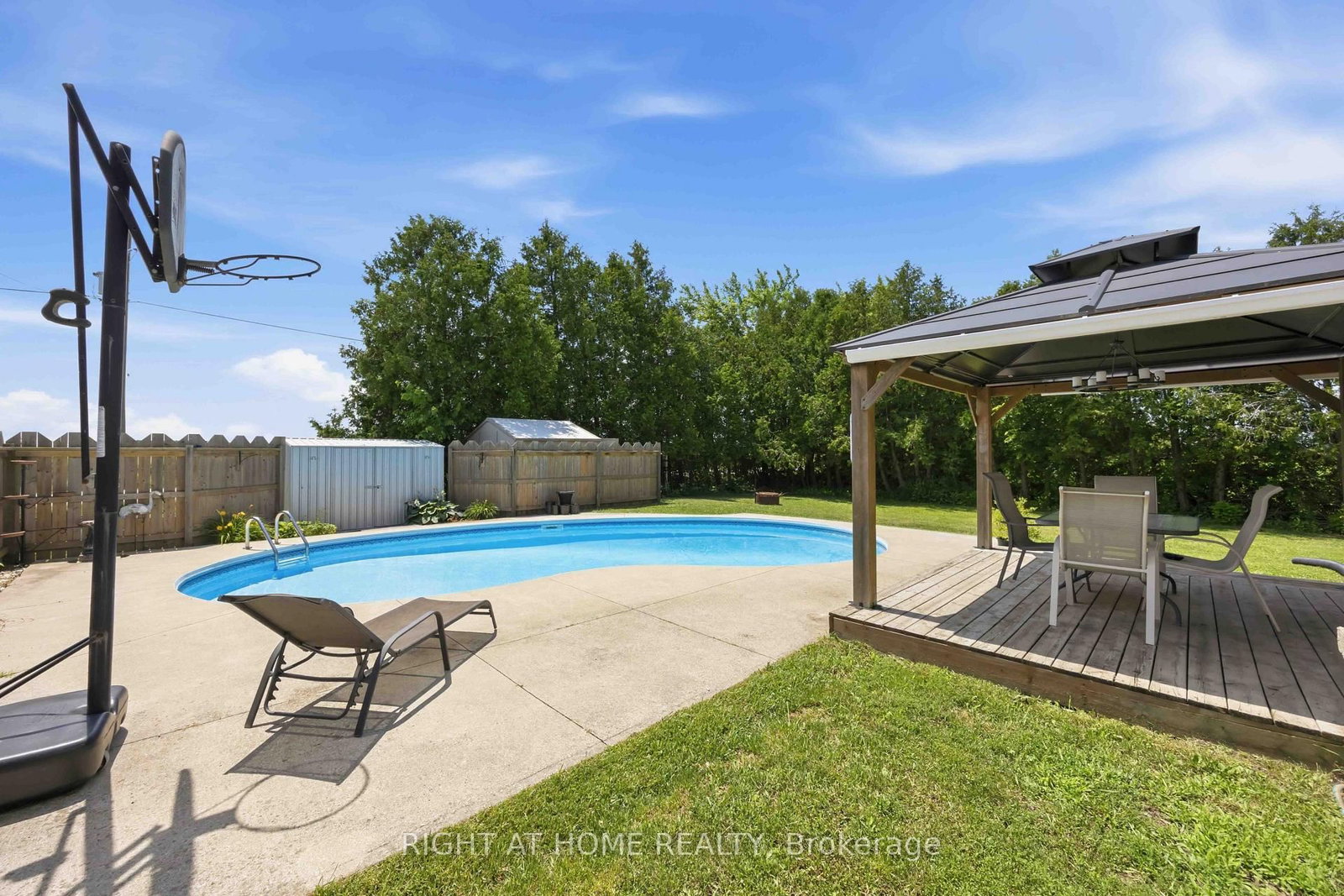 1933 Plank Rd Road • St. Clair, ON photo 37