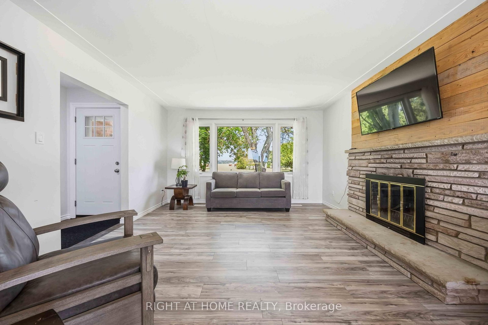 1933 Plank Rd Road • St. Clair, ON photo 9