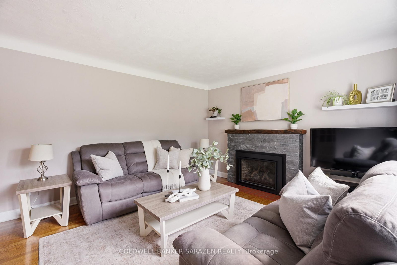 79 St Claire Avenue • Ottawa, ON photo 16