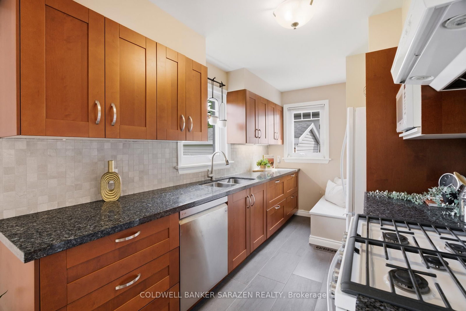 79 St Claire Avenue • Ottawa, ON photo 23