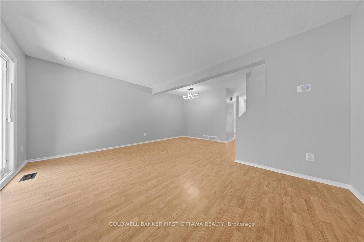 2701 PIMLICO Crescent • Ottawa, ON photo 10
