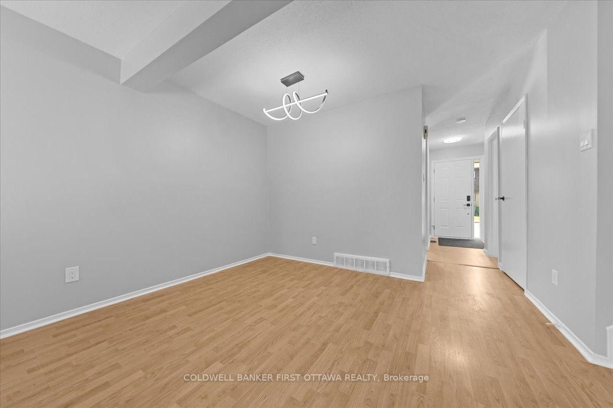 2701 PIMLICO Crescent • Ottawa, ON photo 11