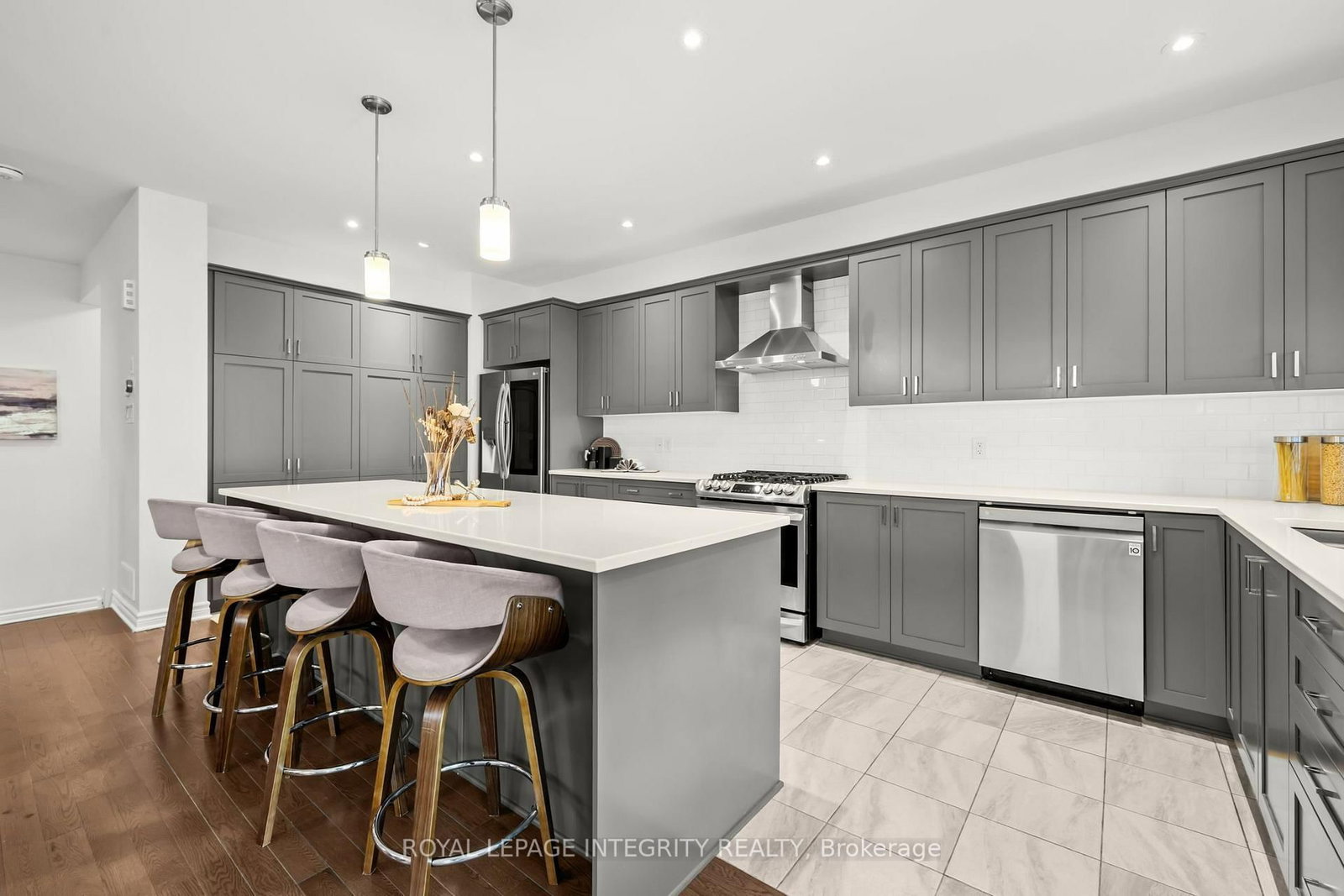 90 Palfrey Way • Ottawa, ON photo 9