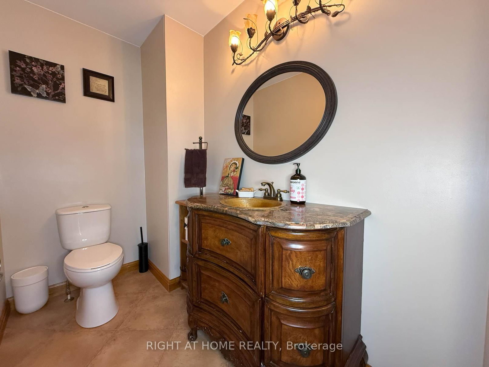 8192 Petrolia Line • Brooke-Alvinston, ON photo 10