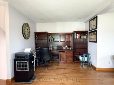 8192 Petrolia Line • Brooke-Alvinston, ON photo 8