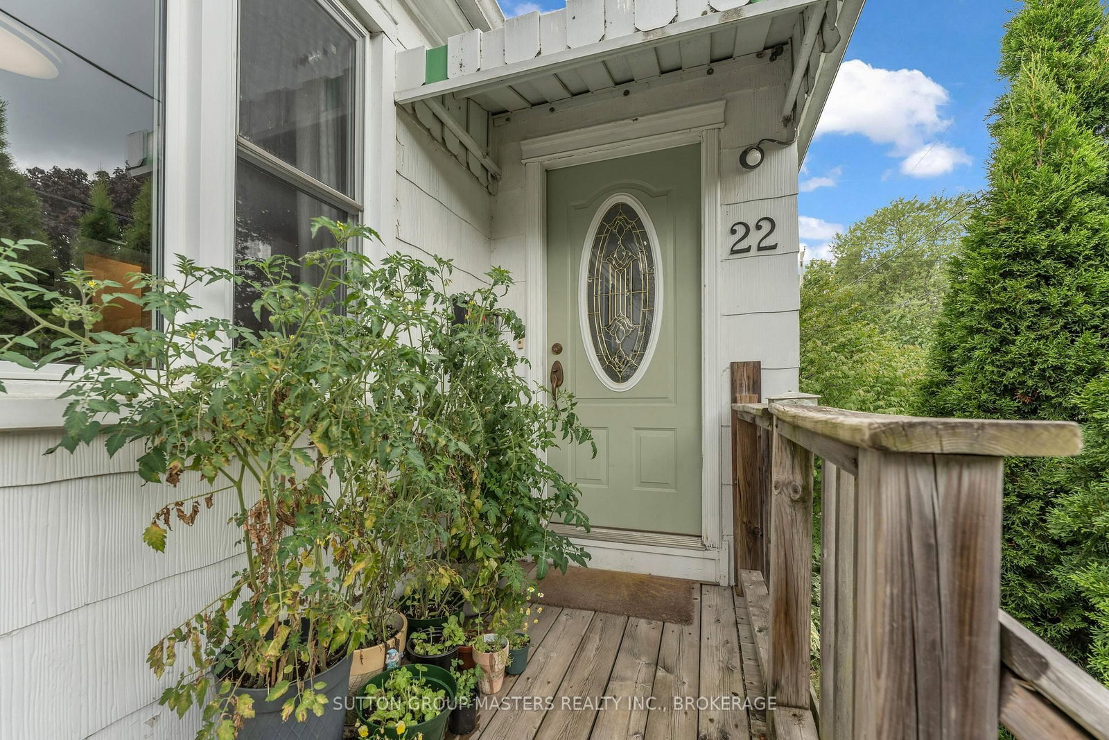 22 Westdale Avenue W • Kingston, ON photo 2