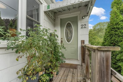 22 Westdale Avenue W • Kingston, ON photo 2