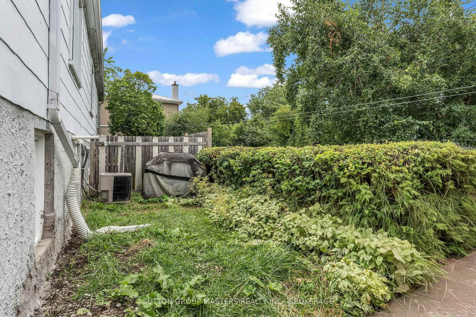 22 Westdale Avenue W • Kingston, ON photo 42