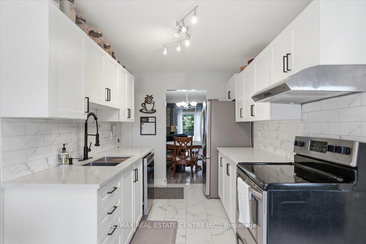 4804 John Street • Lincoln, ON photo 5