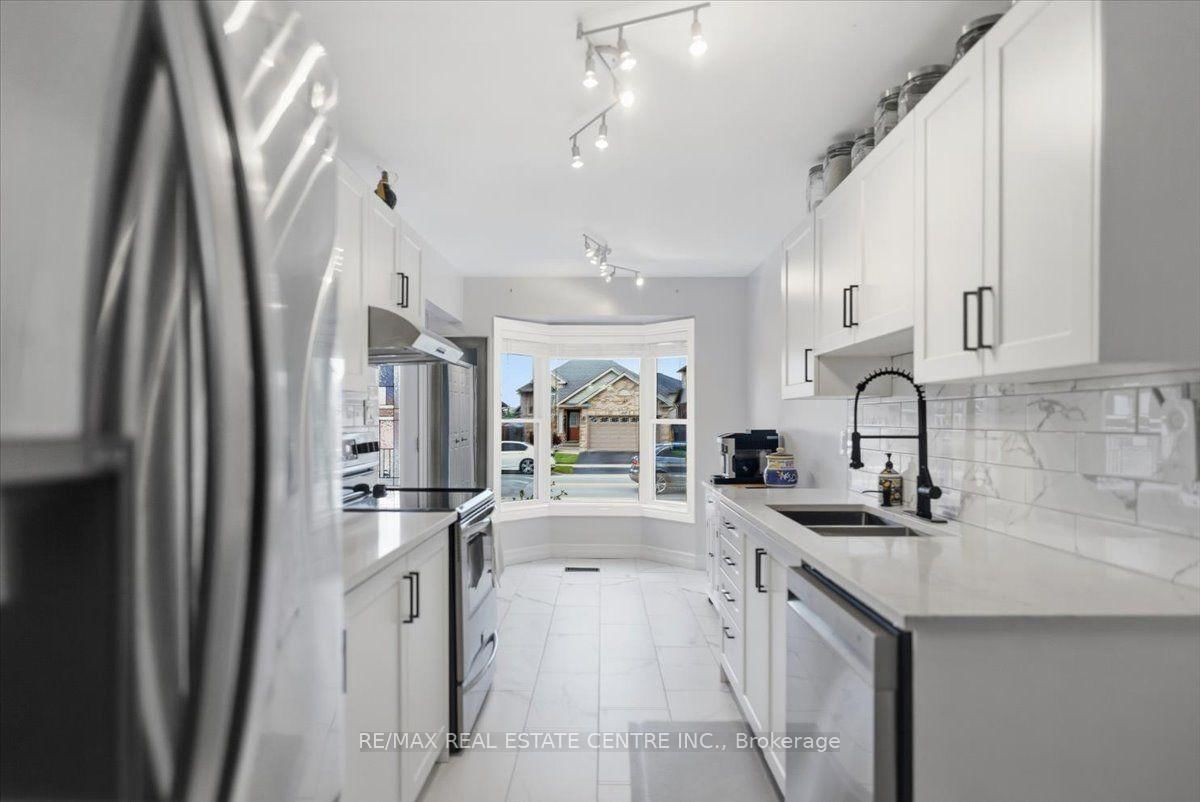 4804 John Street • Lincoln, ON photo 6