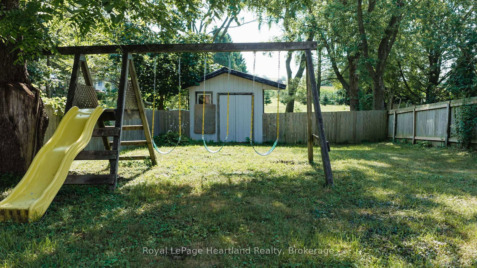 54 Coleman Street • Huron East, ON photo 40