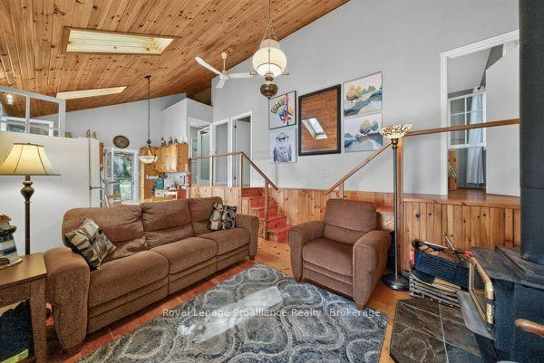 406 Mazinaw Lake WAO • Brighton, ON photo 12