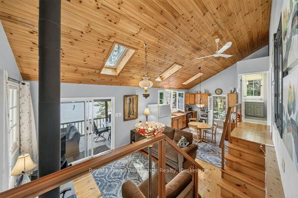 406 Mazinaw Lake WAO • Brighton, ON photo 13