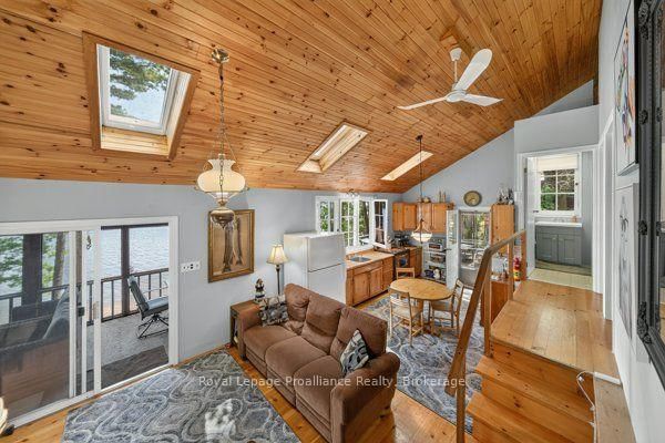 406 Mazinaw Lake WAO • Brighton, ON photo 14