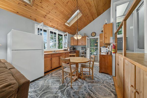 406 Mazinaw Lake WAO • Brighton, ON photo 20