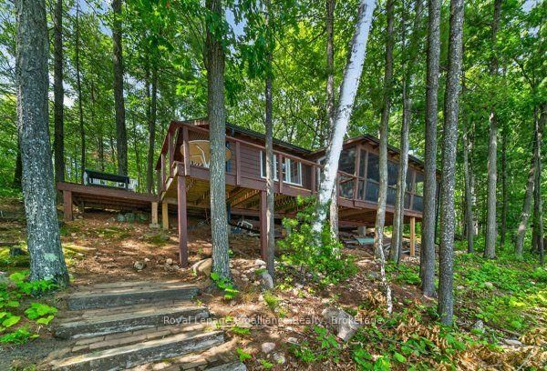 406 Mazinaw Lake WAO • Brighton, ON photo 41