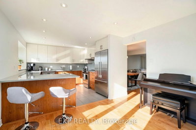 6667 Bilberry Drive • Ottawa, ON photo 7