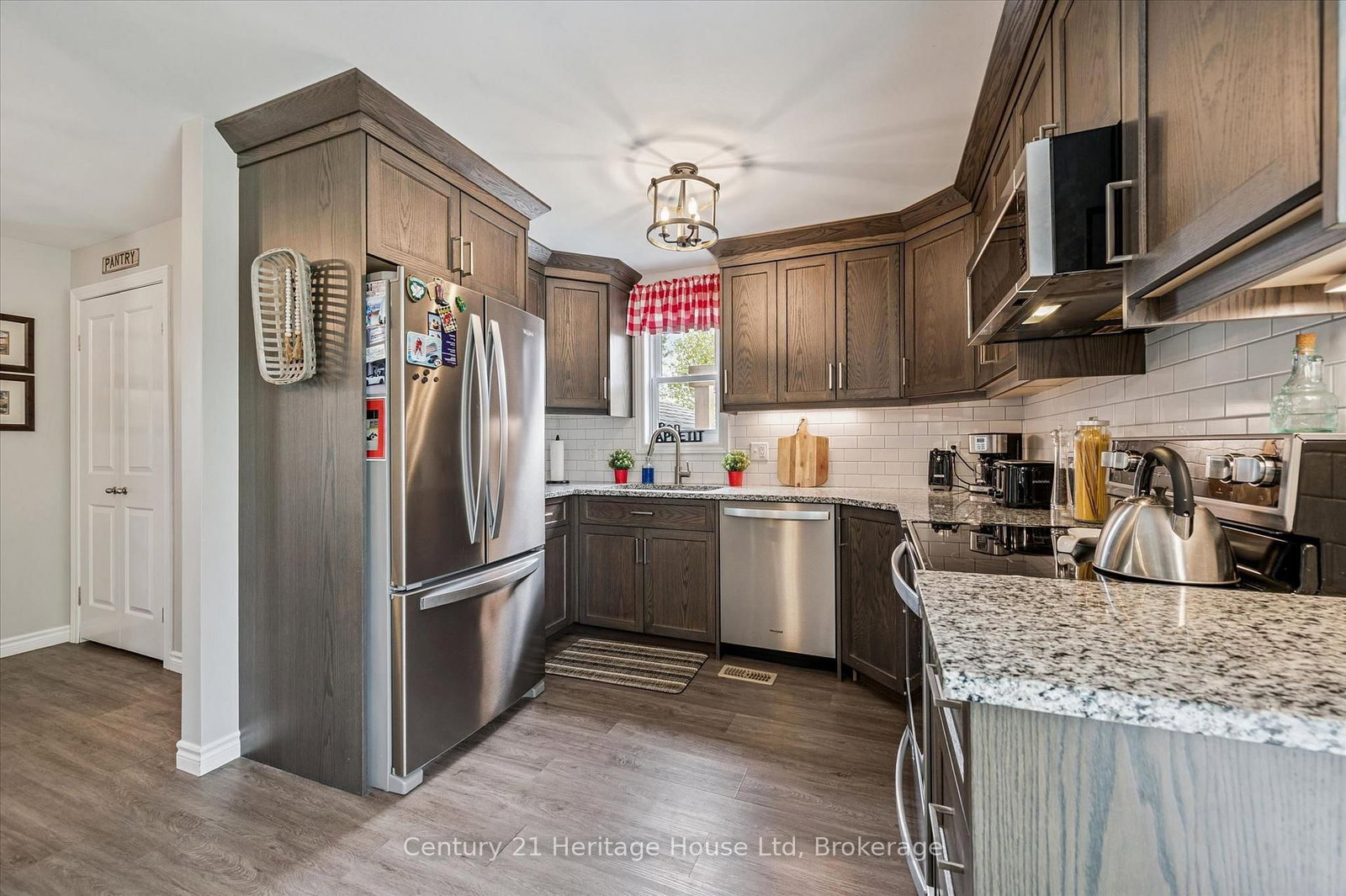 584077 Beachville Road • South-West Oxford, ON photo 14