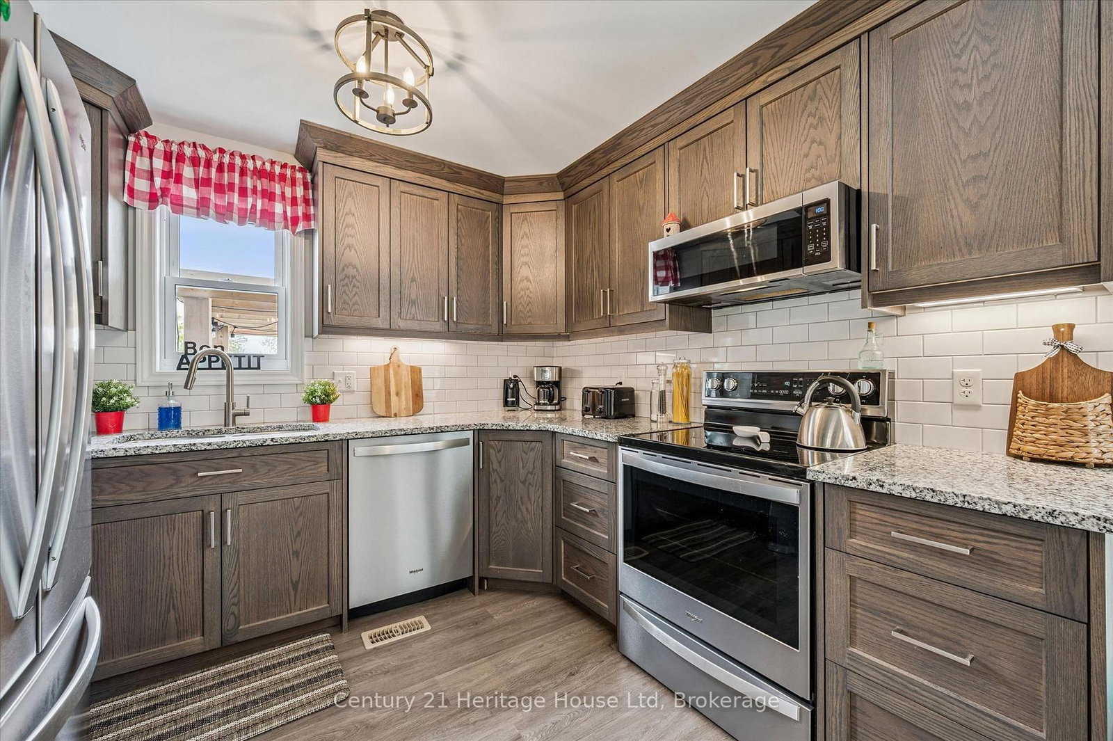 584077 Beachville Road • South-West Oxford, ON photo 15