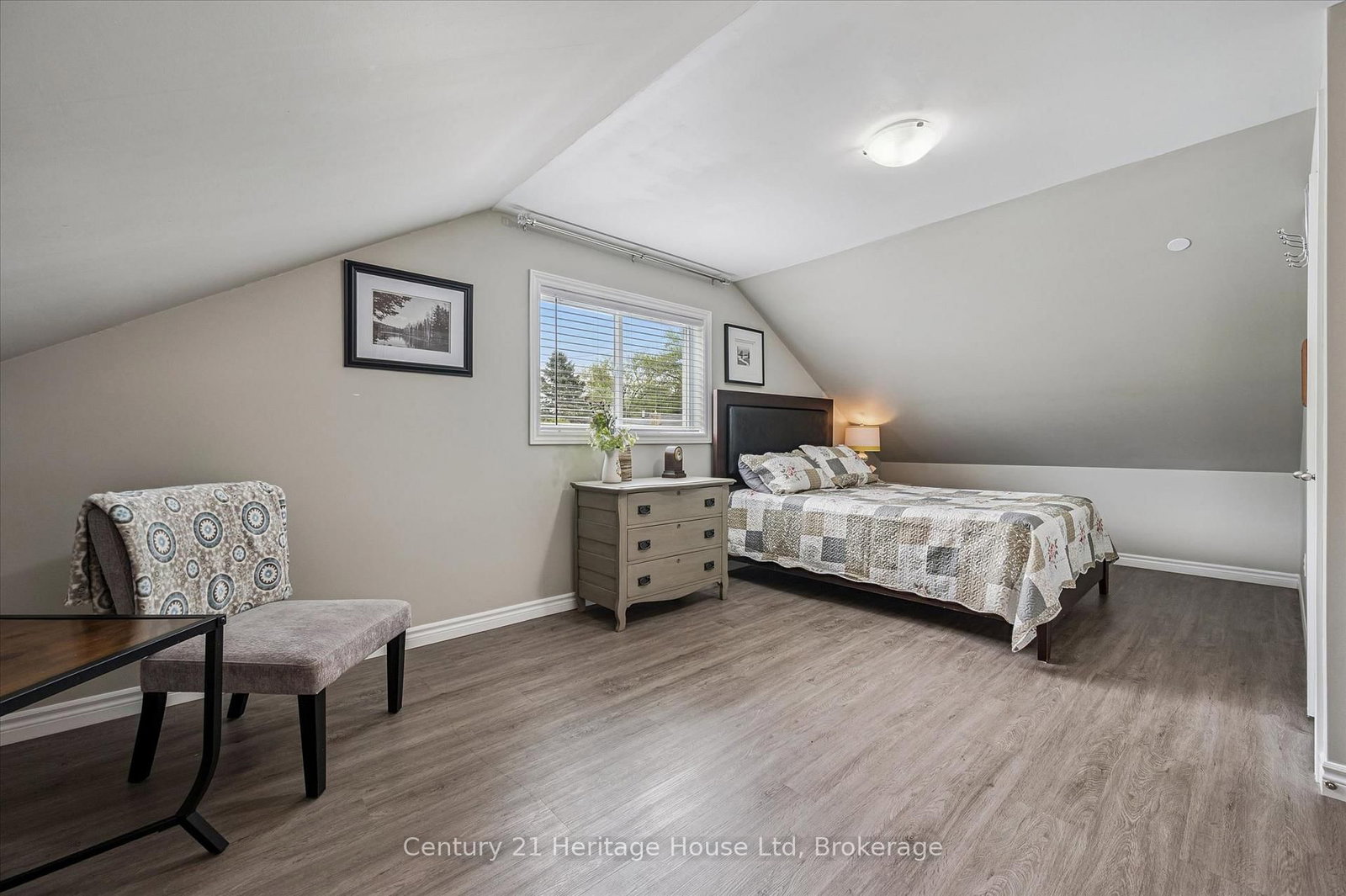 584077 Beachville Road • South-West Oxford, ON photo 33