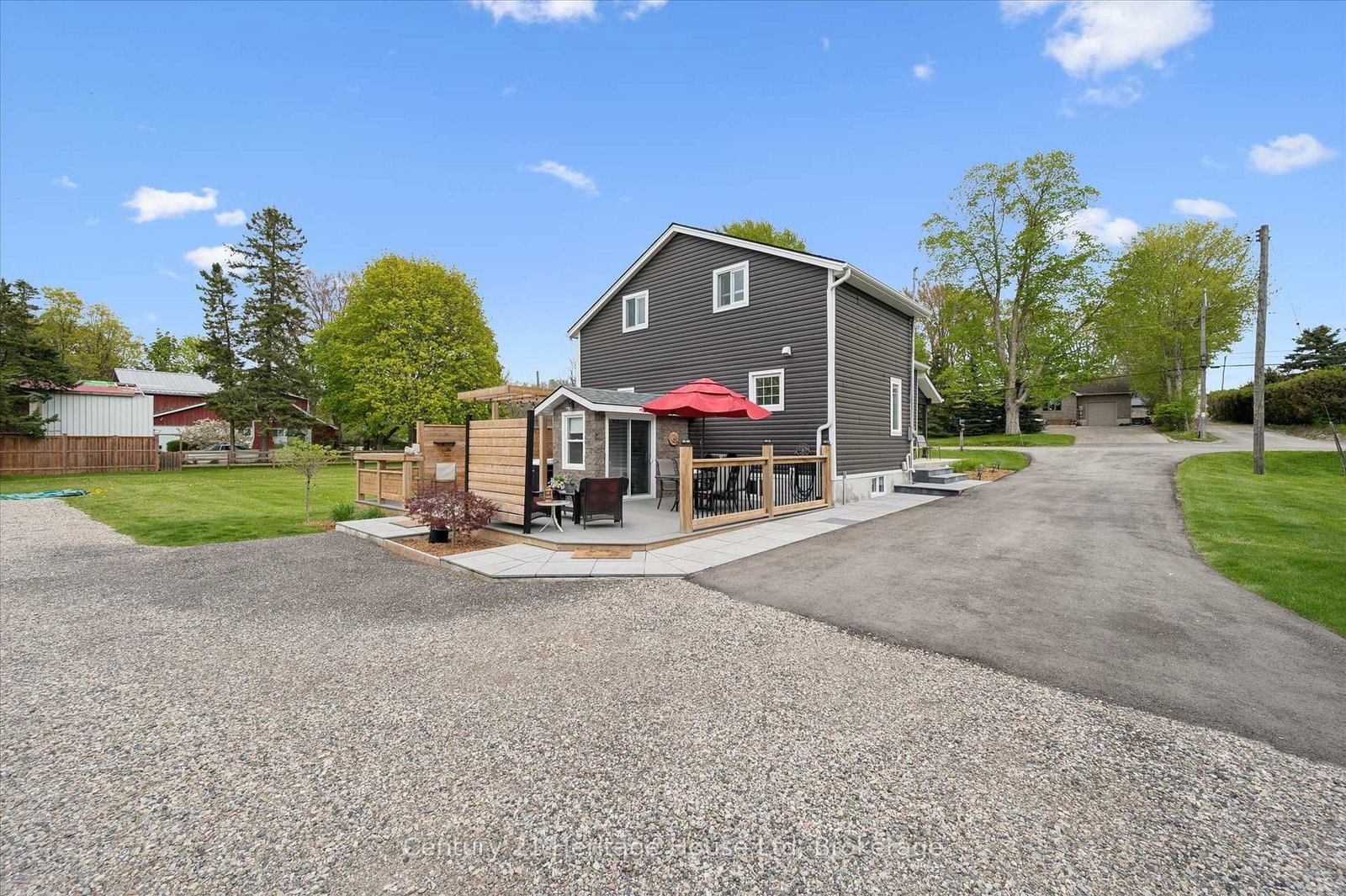 584077 Beachville Road • South-West Oxford, ON photo 37