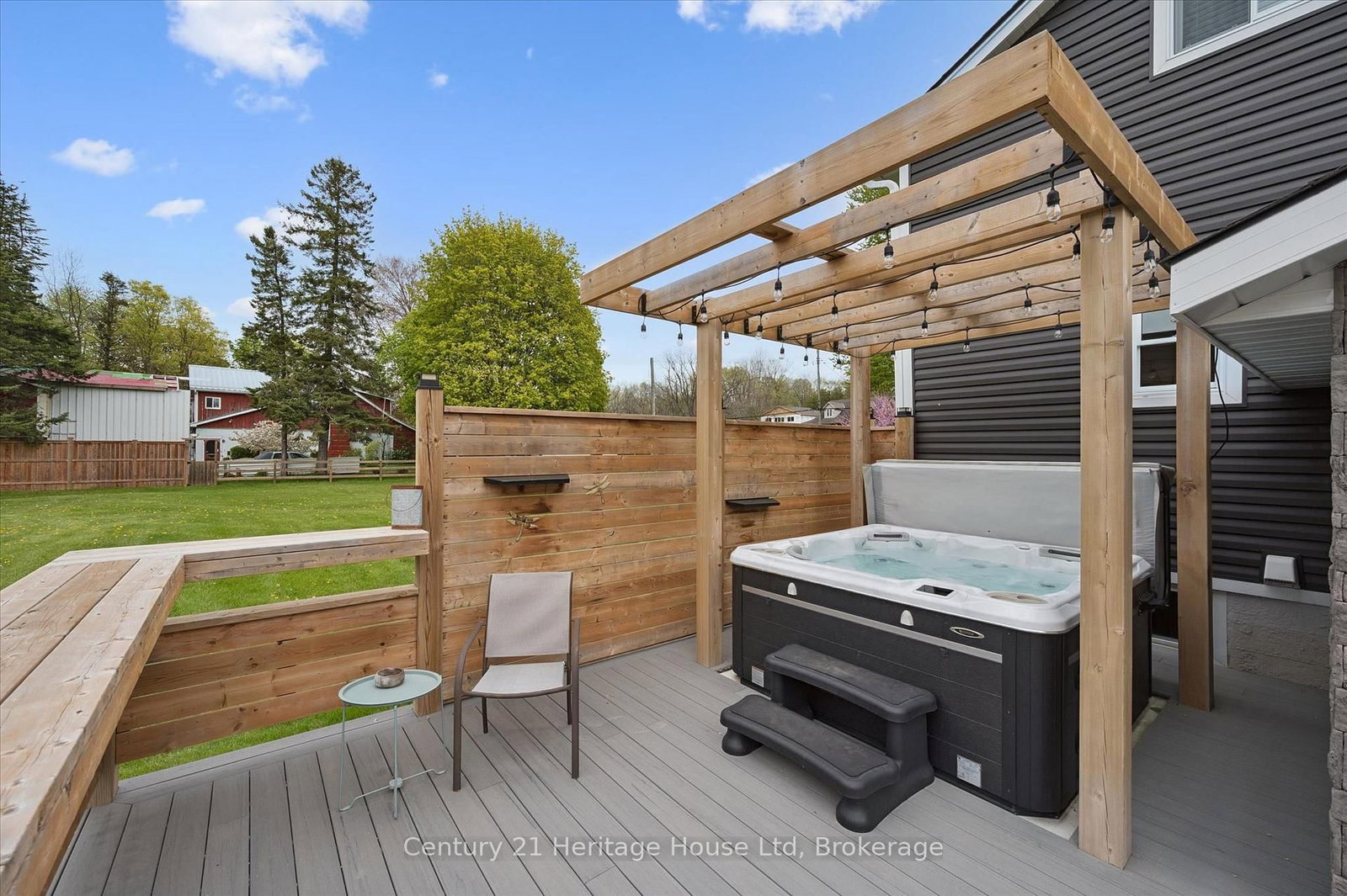584077 Beachville Road • South-West Oxford, ON photo 40
