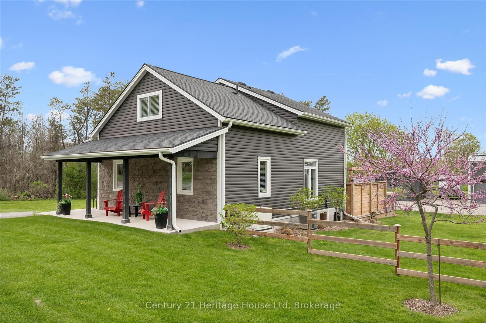 584077 Beachville Road • South-West Oxford, ON photo 6