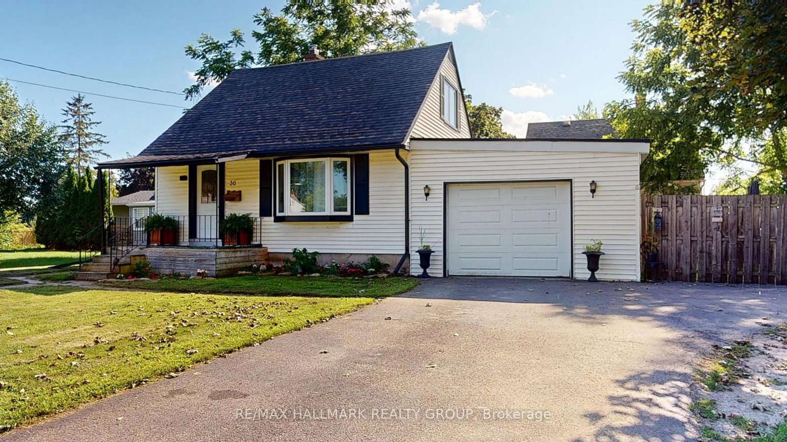 36 Hastings Drive • Brockville, ON photo 1